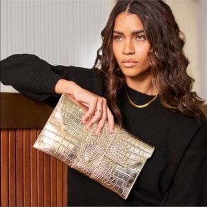 JJ Winters Nikki Clutch Bag Gold/Platinum
Faux Crocodile Vegan Leather